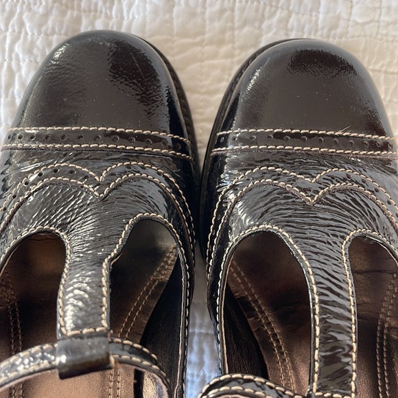 Chocolate patent leather Ecco Mary Jane’s size 36 - Picture 8 of 11